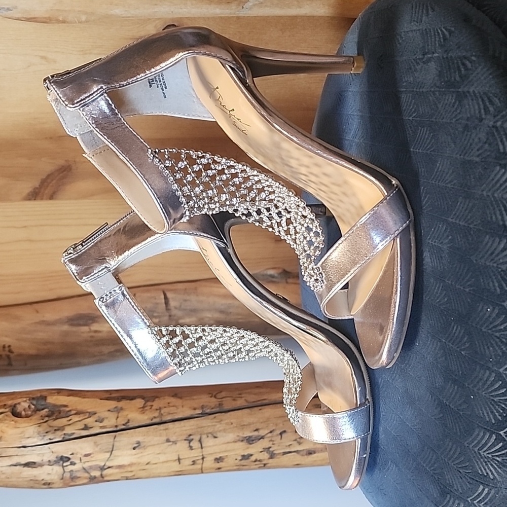 Thalia Soli Sandals - Picture 3 of 7